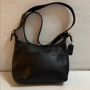 Coach Legacy 9136 Black Leather Shoulder Bag gold hardware